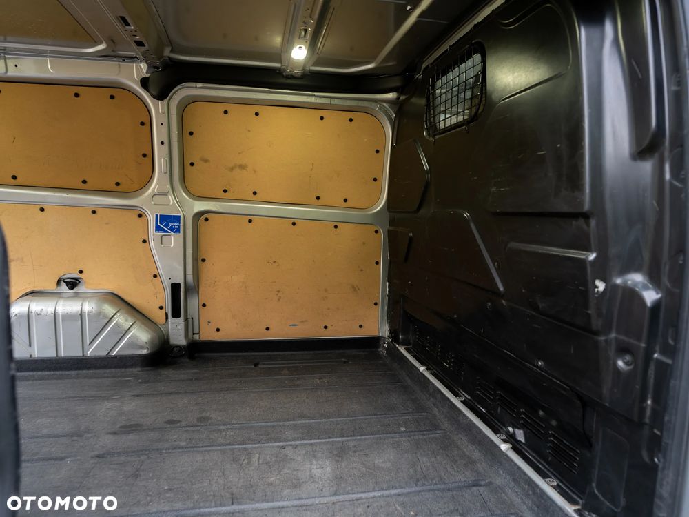 Ford Transit Custom - 32