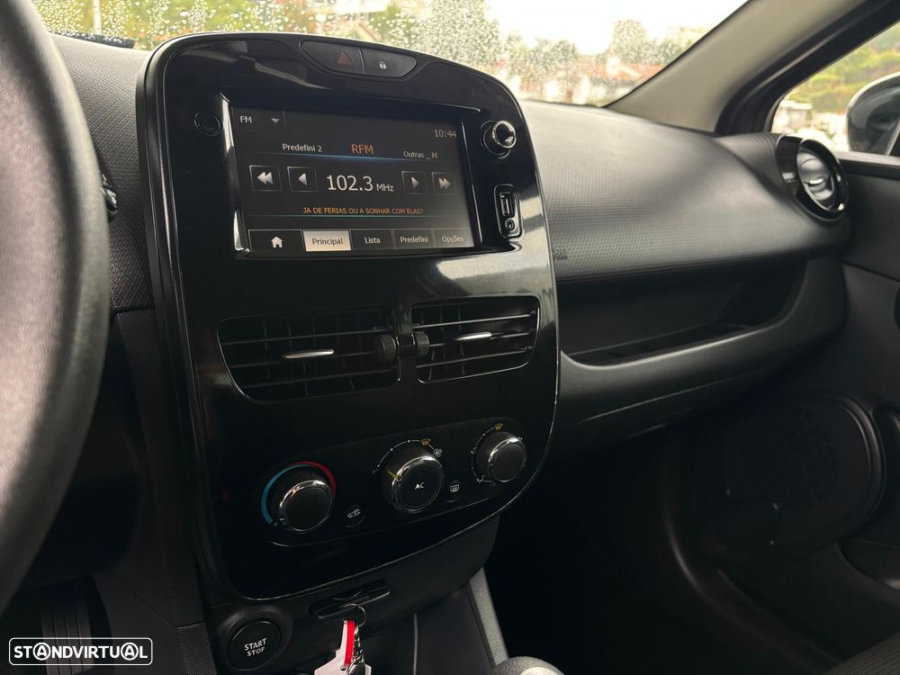 Renault Clio 1.5 dCi Dynamique S - 15