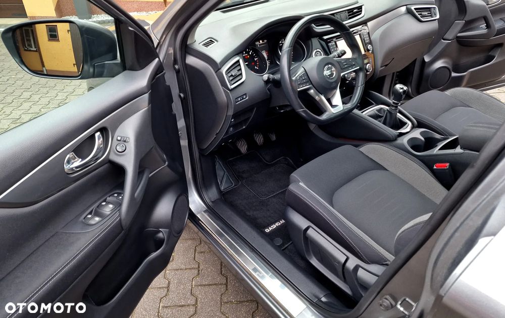 Nissan Qashqai 1.5 dCi N-Connecta - 25