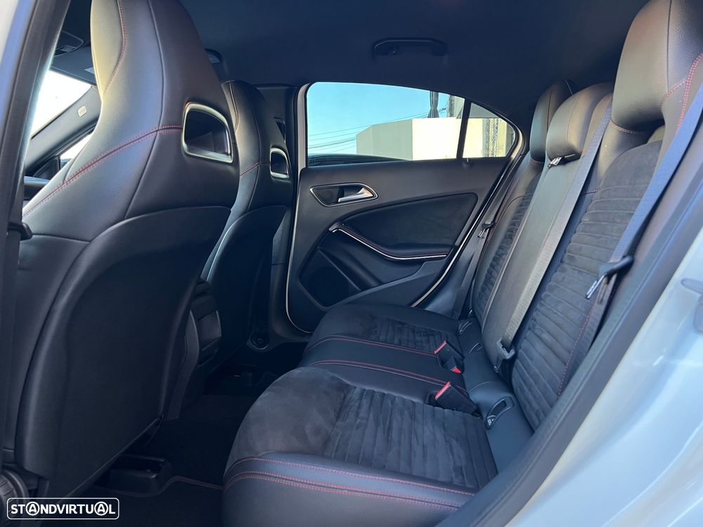 Mercedes-Benz A 180 d AMG Line Aut. - 23