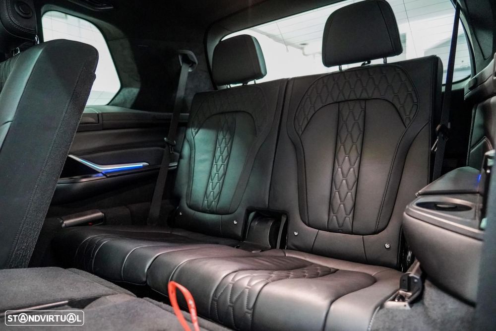 BMW X7 40 d xDrive - 8
