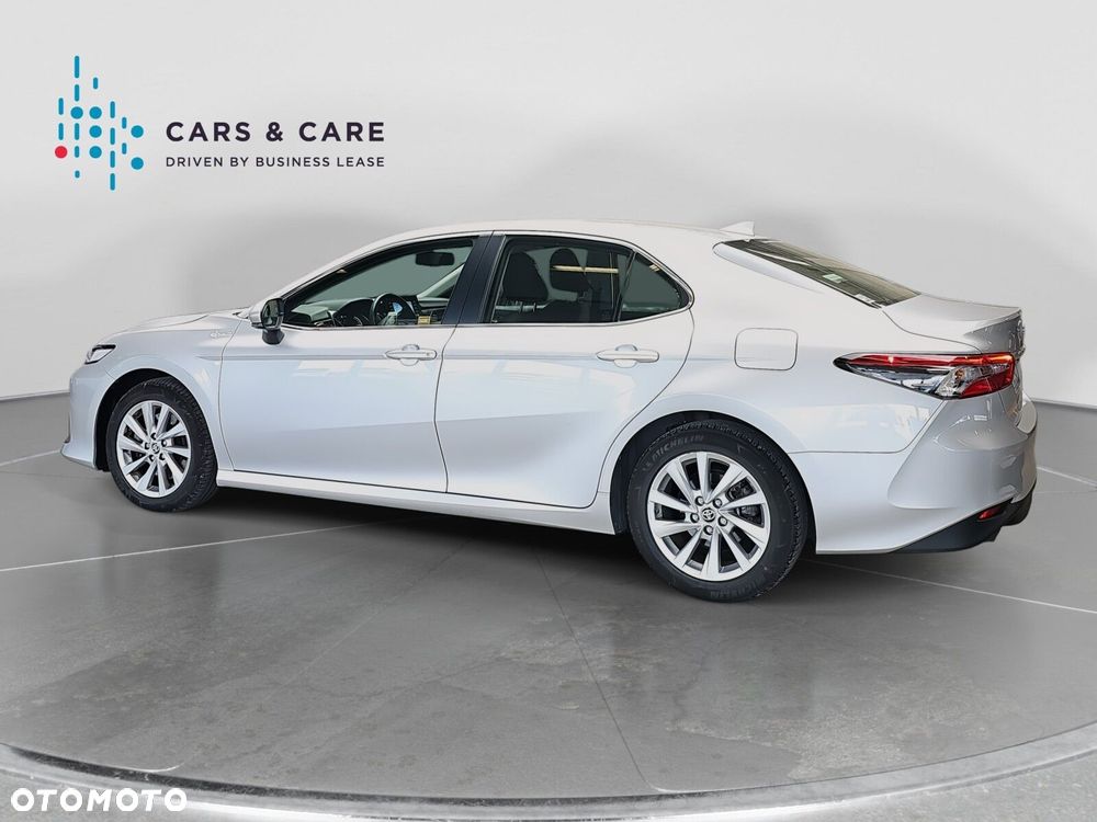 Toyota Camry 2.5 Hybrid Comfort CVT - 32