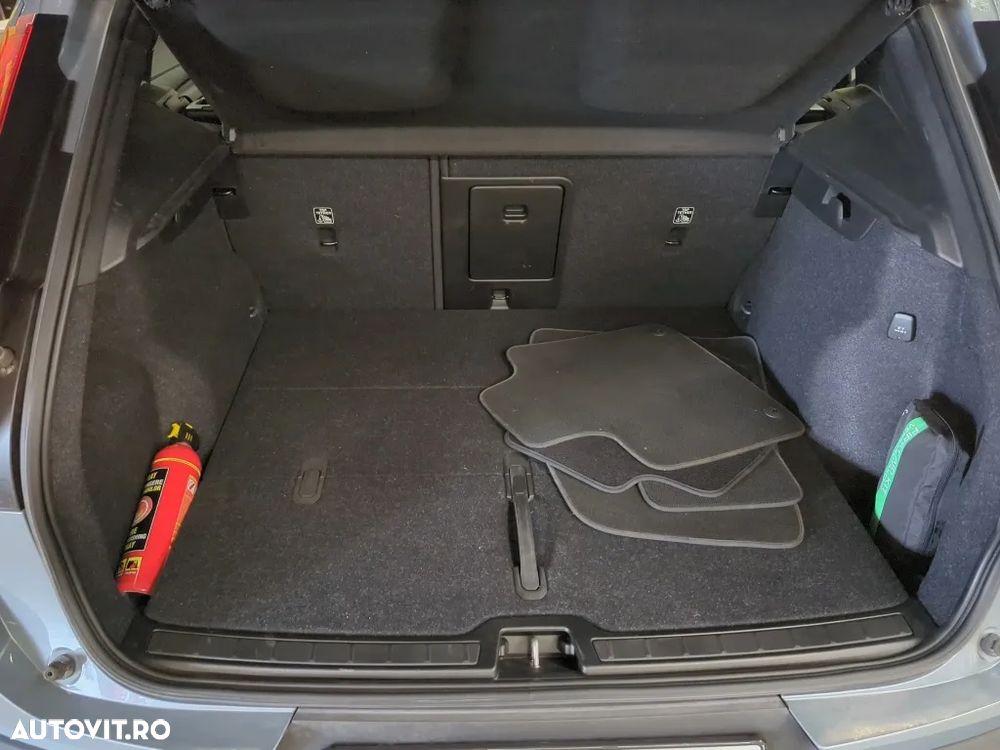 Volvo XC 40 - 8