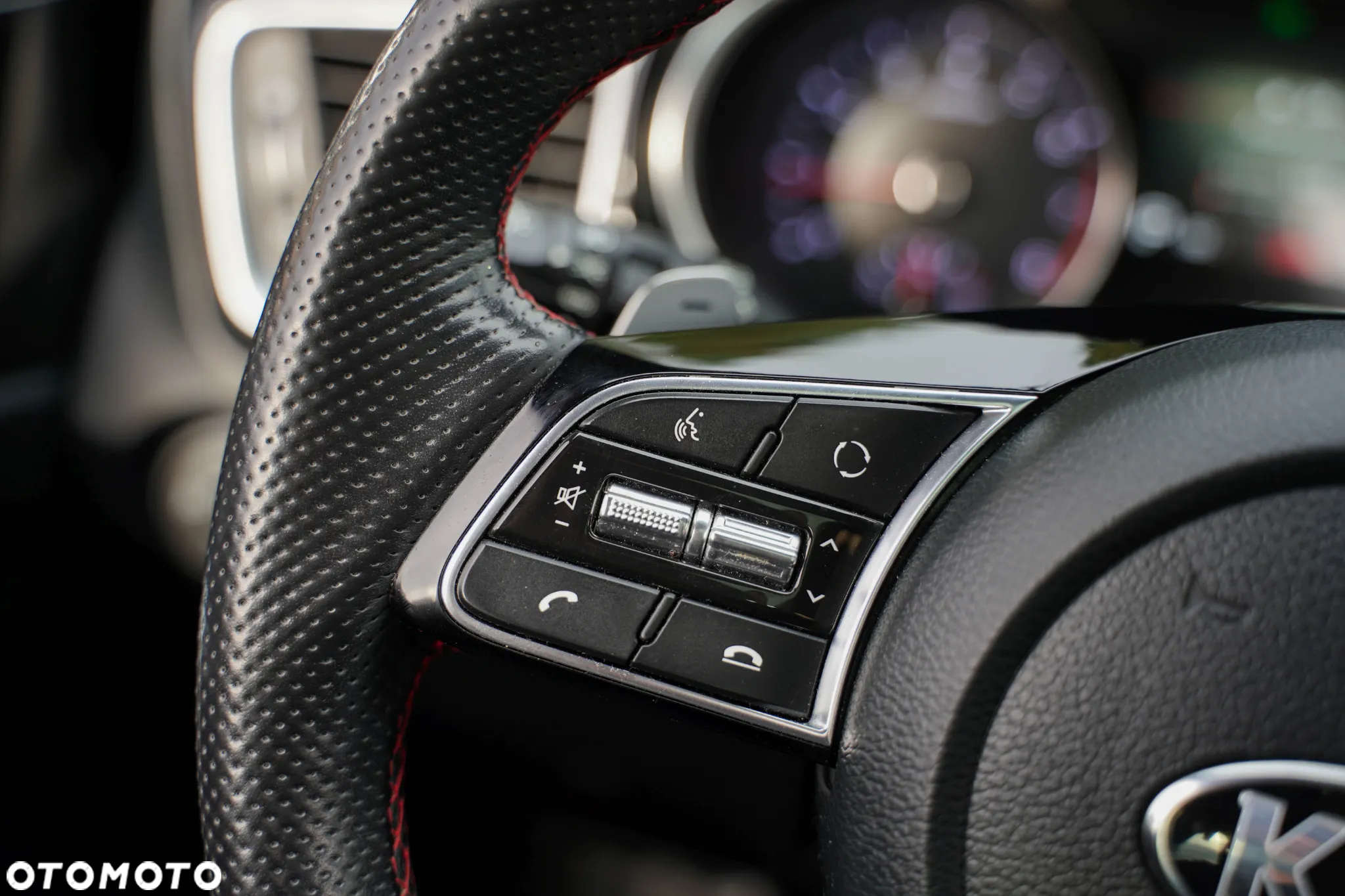 Kia ProCeed 1.6 T-GDI GT DCT - 29
