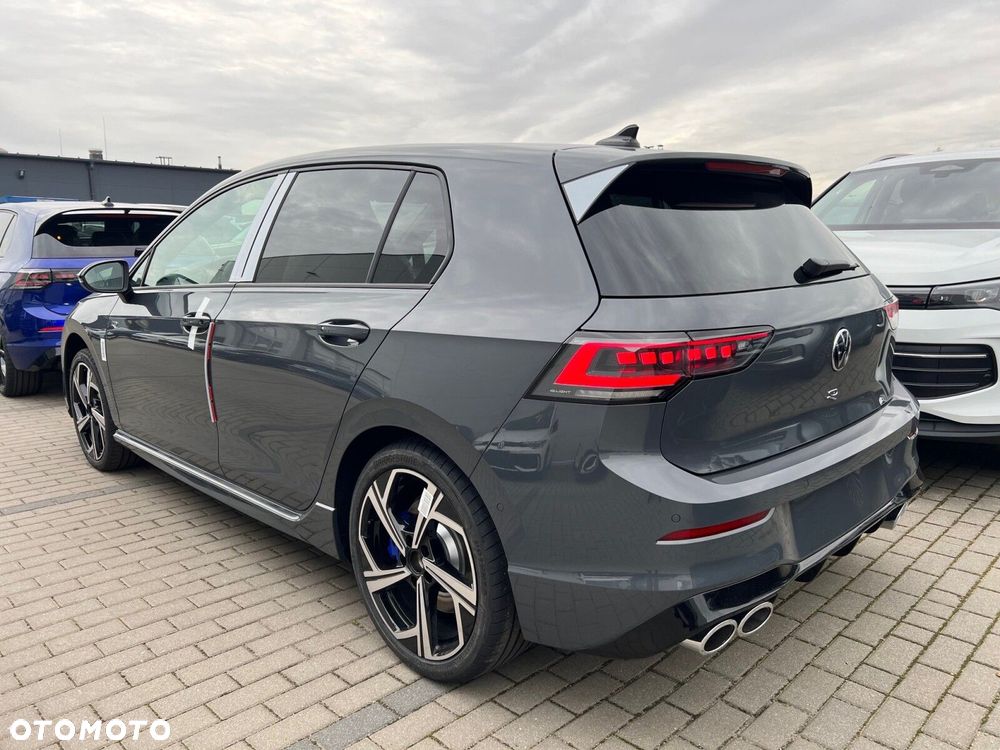 Volkswagen Golf - 3