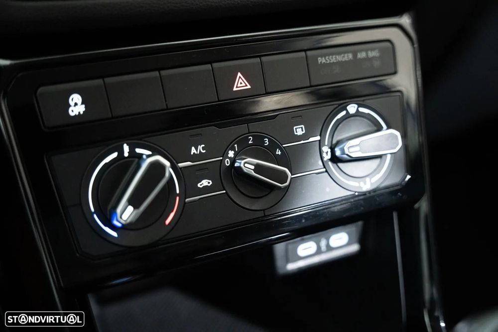 VW T-Cross 1.0 TSI Urban - 20