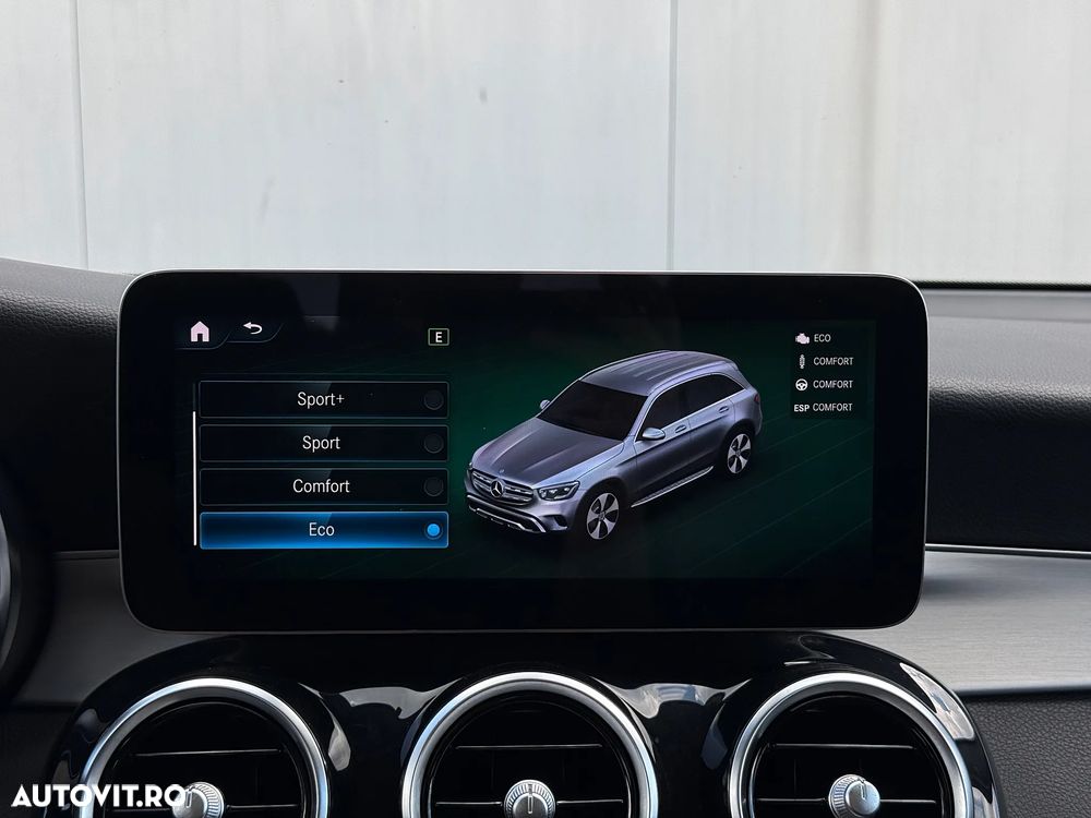 Mercedes-Benz GLC 220 d 4MATIC 9G-TRONIC AMG Line Plus - 35