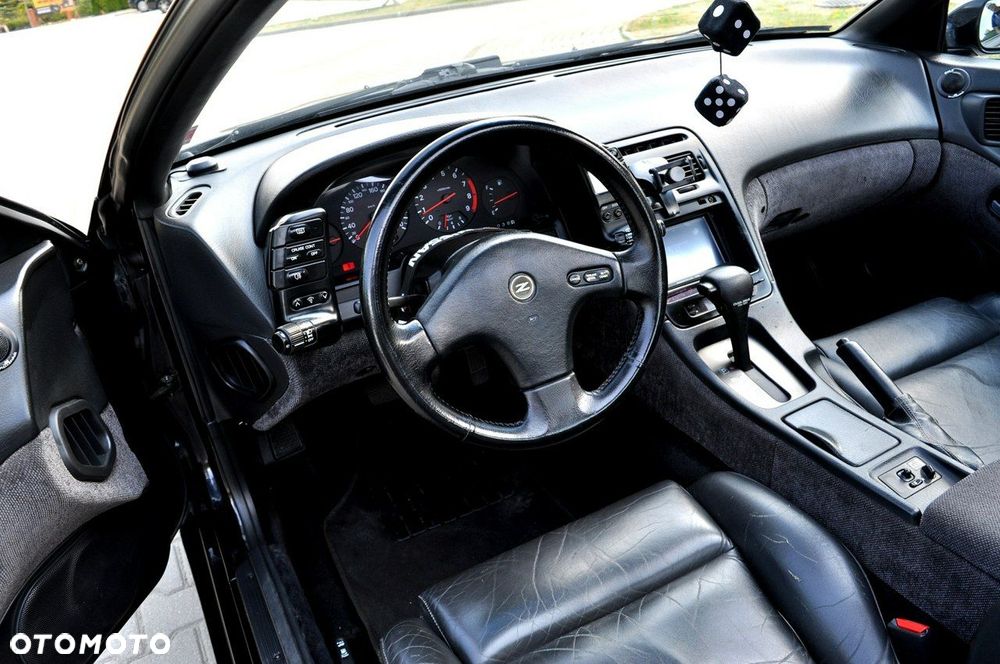Nissan 300 ZX - 6