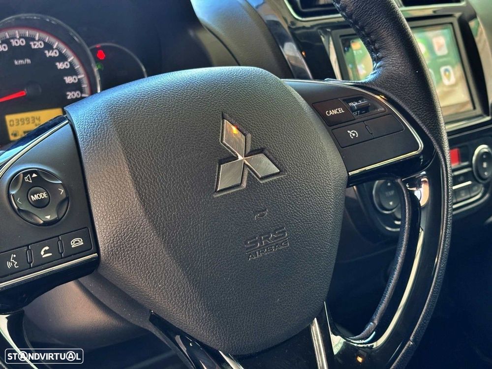 Mitsubishi Space Star 1.2 Intense Connect Edition - 14