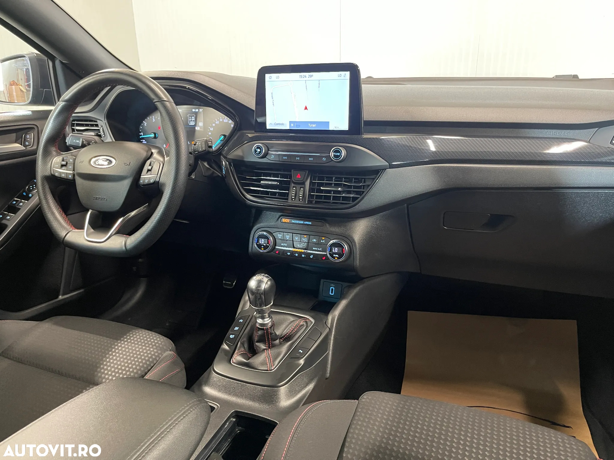 Ford Focus 1.5 EcoBlue ST-Line - 8