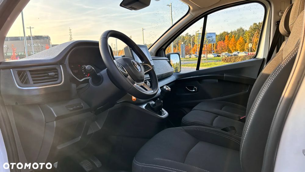 Renault Trafic - 21