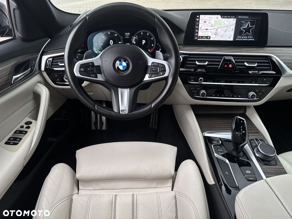 BMW Seria 5 520d xDrive - 8