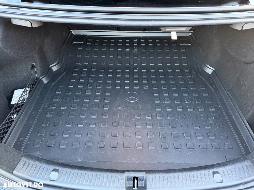 Mercedes-Benz E 200 9G-TRONIC Exclusive - 21