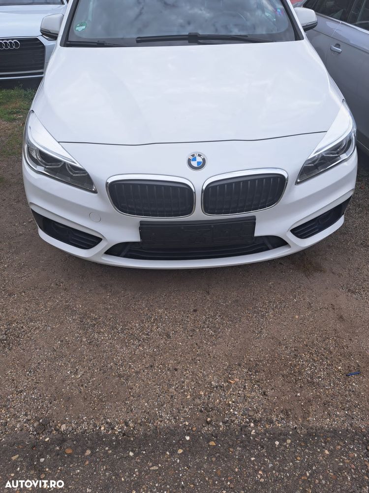 BMW Seria 2 218i Sport Line - 8