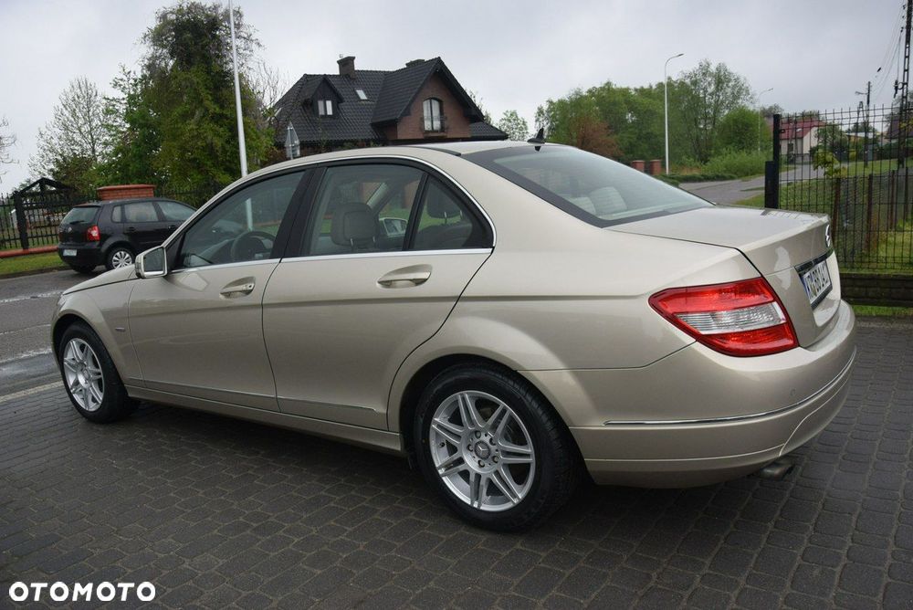 Mercedes-Benz Klasa C - 17