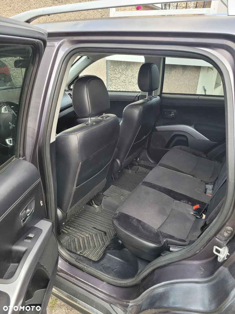 Mitsubishi Outlander 2.0 DID Instyle - 22