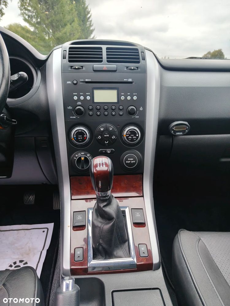 Suzuki Grand Vitara 1.9 DDiS Premium - 12