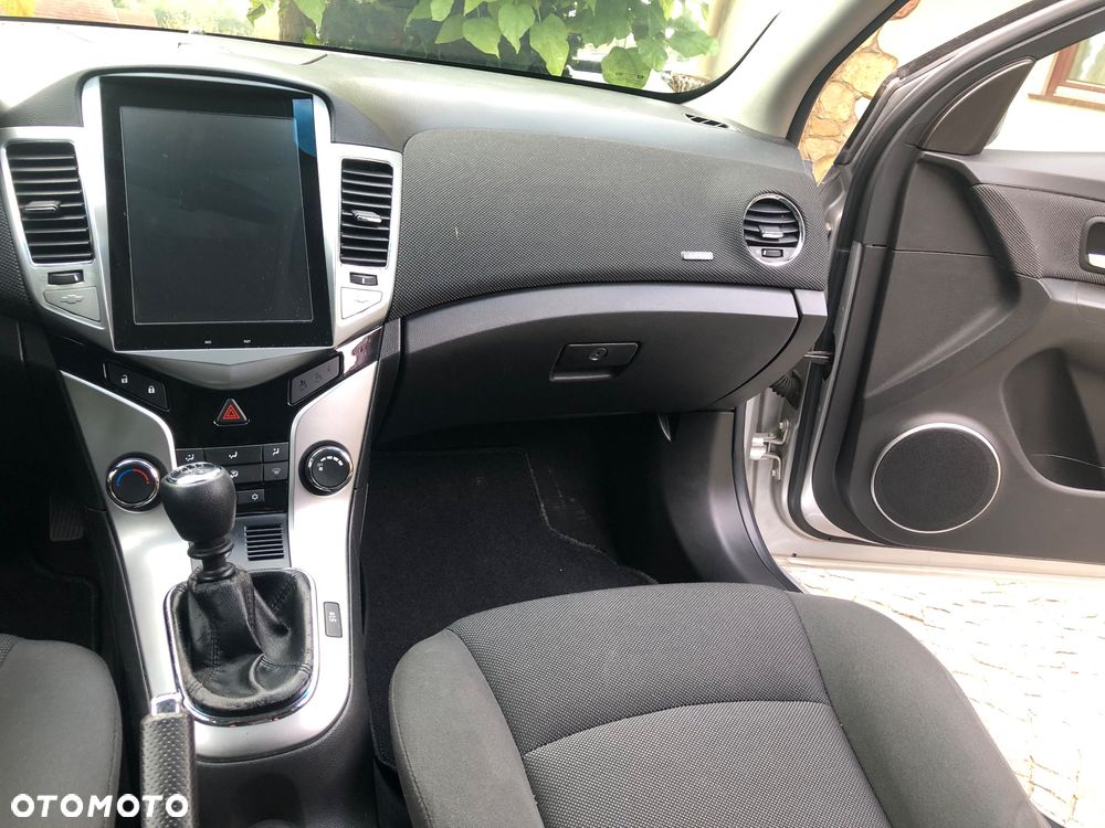 Chevrolet Cruze 1.8 LT+ - 14