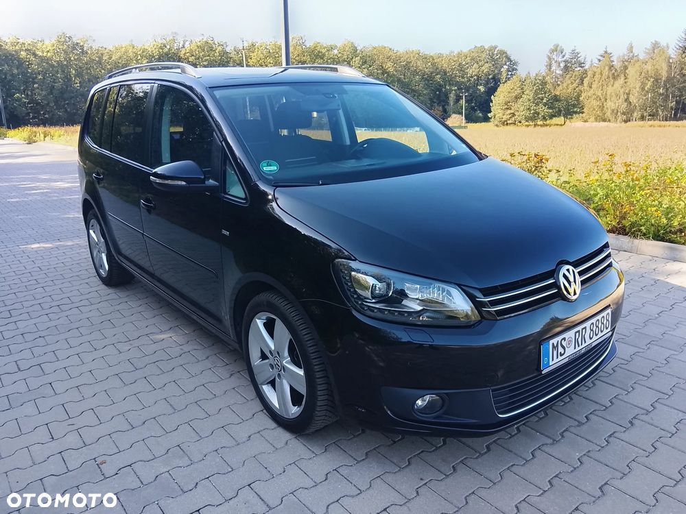 Volkswagen Touran - 1