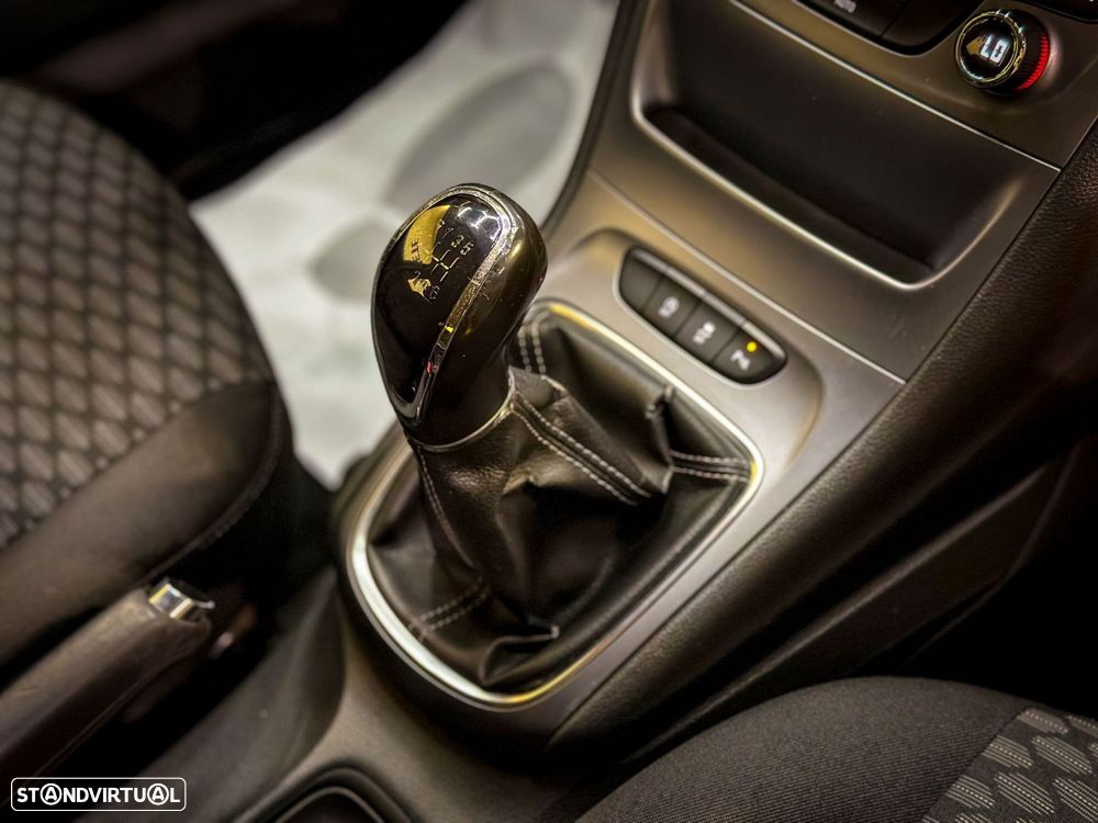 Opel Astra 1.6 CDTI Business Edition S/S - 38