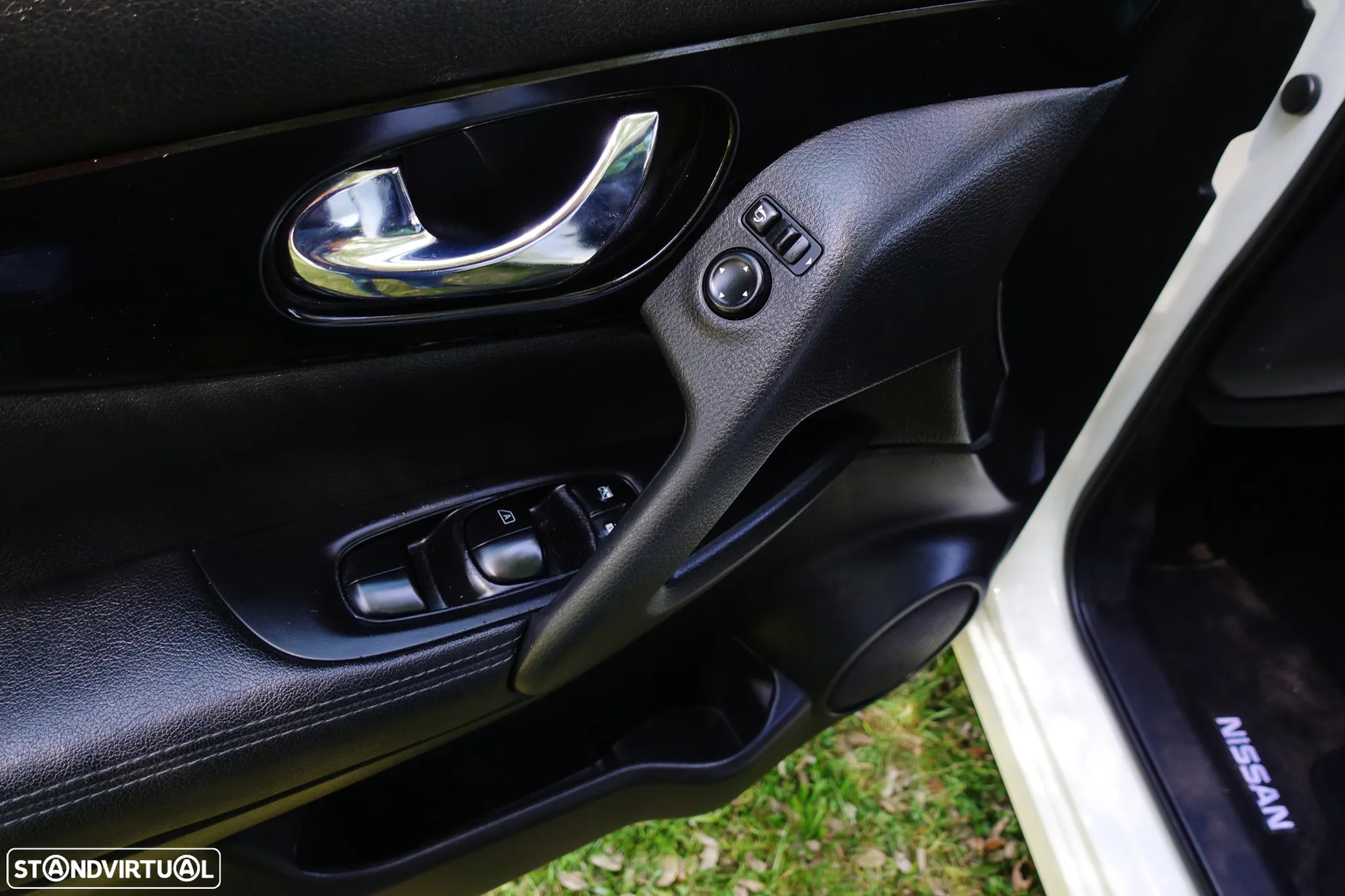 Nissan Qashqai 1.6 dCi N-Connecta 18 - 33