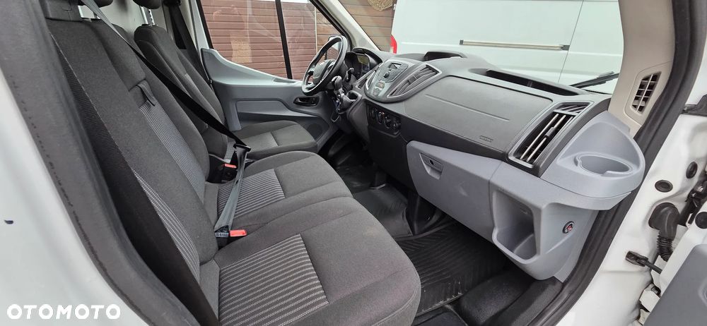 Ford Transit - 6