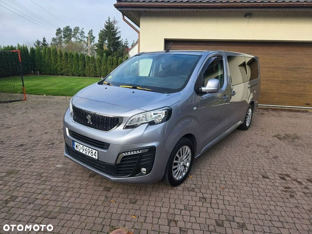 Peugeot Traveller