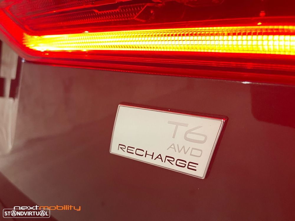 Volvo XC 60 2.0 T6 PHEV R-Design AWD - 24