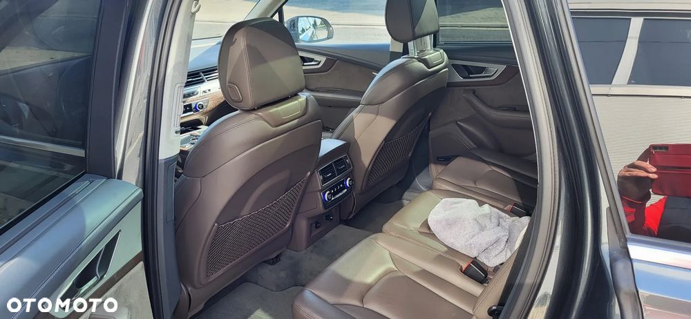 Audi SQ7 4.0 TDI Quattro Tiptronic - 5