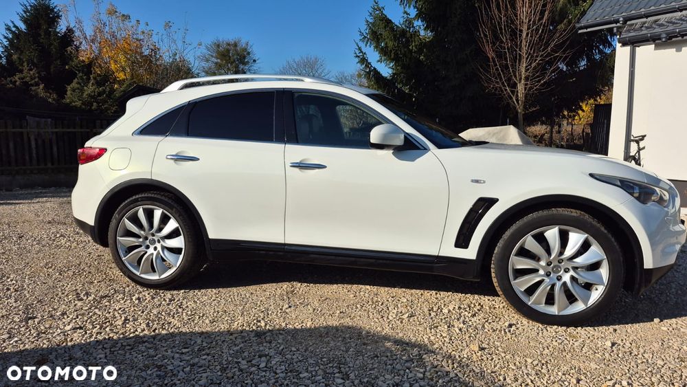 Infiniti QX70 3.0d AWD S Premium - 4