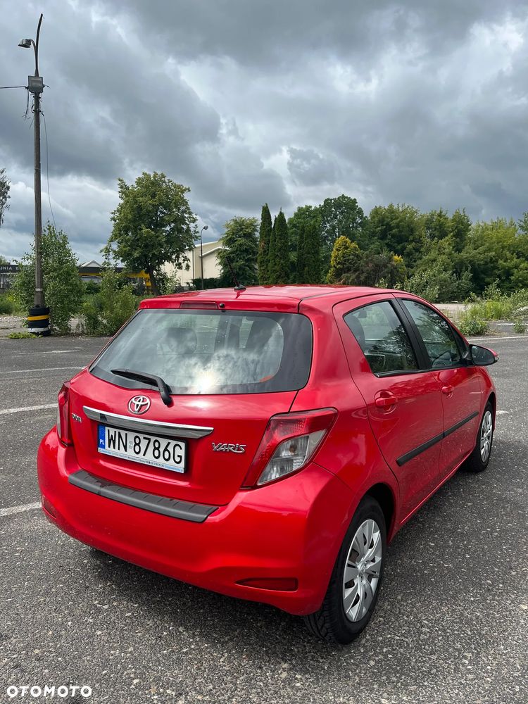 Toyota Yaris 1.33 Premium - 5