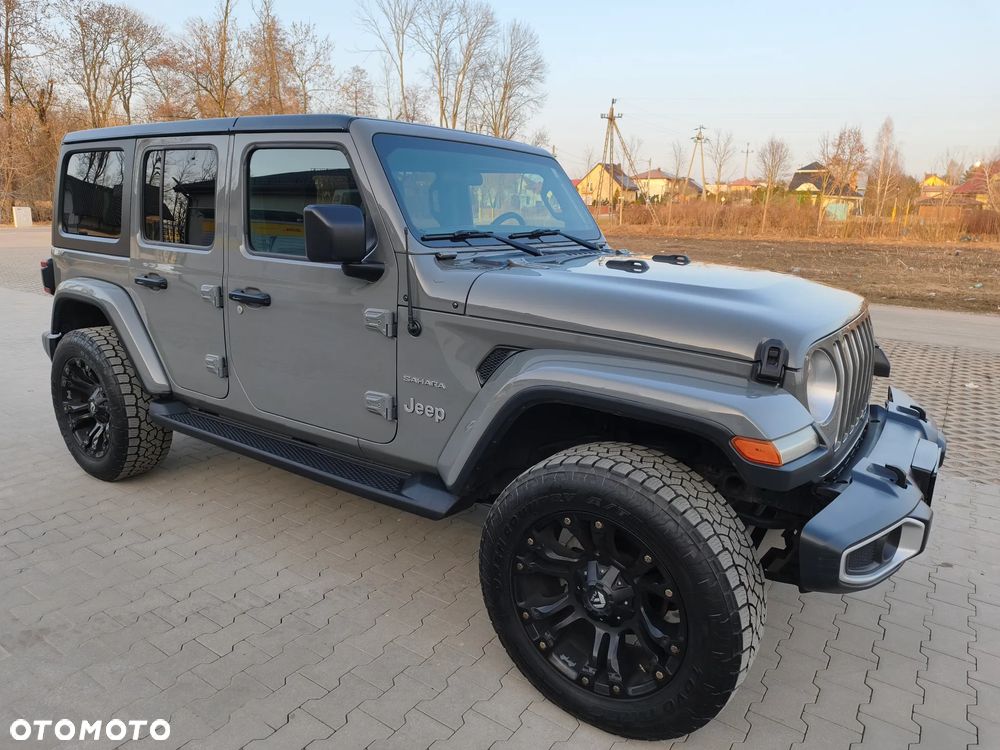 Jeep Wrangler - 32