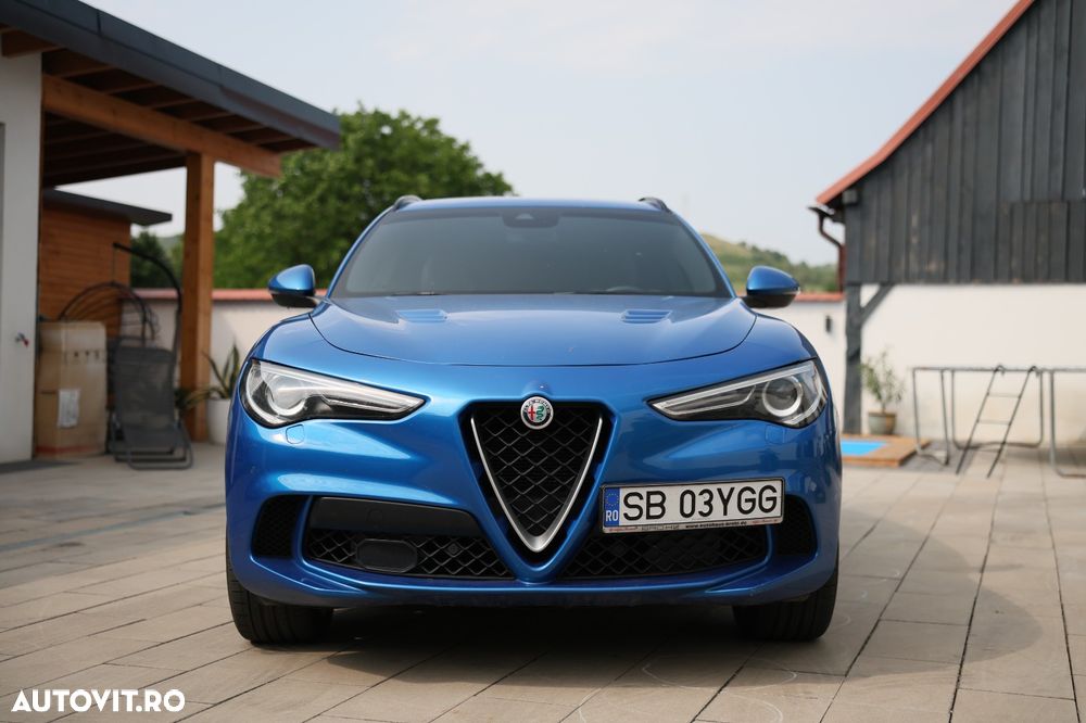 Alfa Romeo Stelvio V6 2.9 Bi-Turbo AT8-Q4 Quadrifoglio - 6