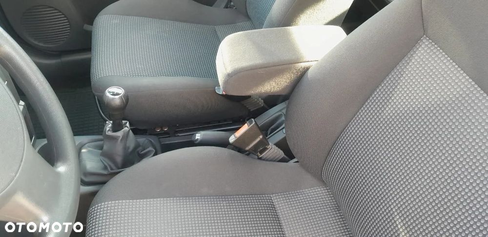Opel Meriva - 21