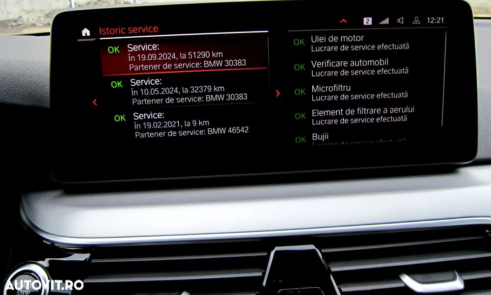 BMW Seria 5 520i AT MHEV - 29