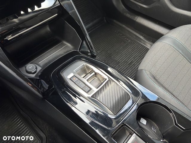 Peugeot 2008 1.2 PureTech Allure Pack S&S EAT8 - 13