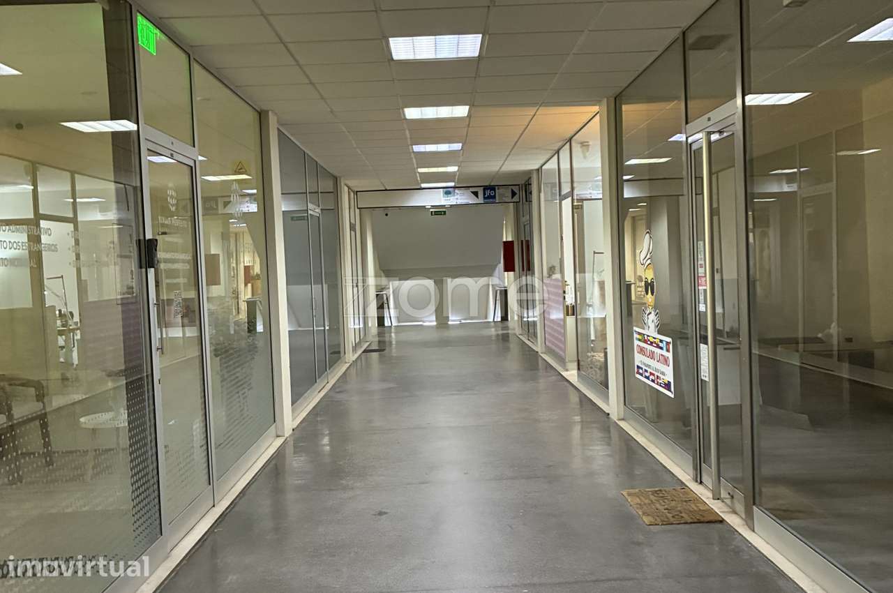 Loja no Atlântico Centro Comercial, em Matosinhos - Grande imagem: 5/19