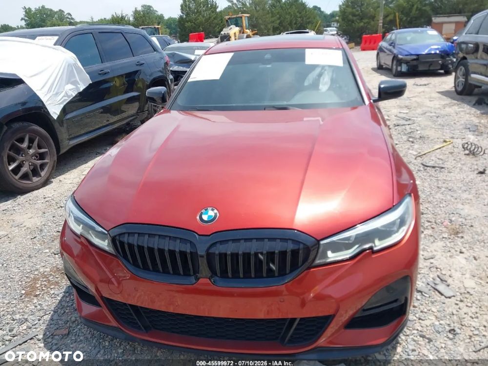 BMW Seria 3 330i xDrive M Sport - 2