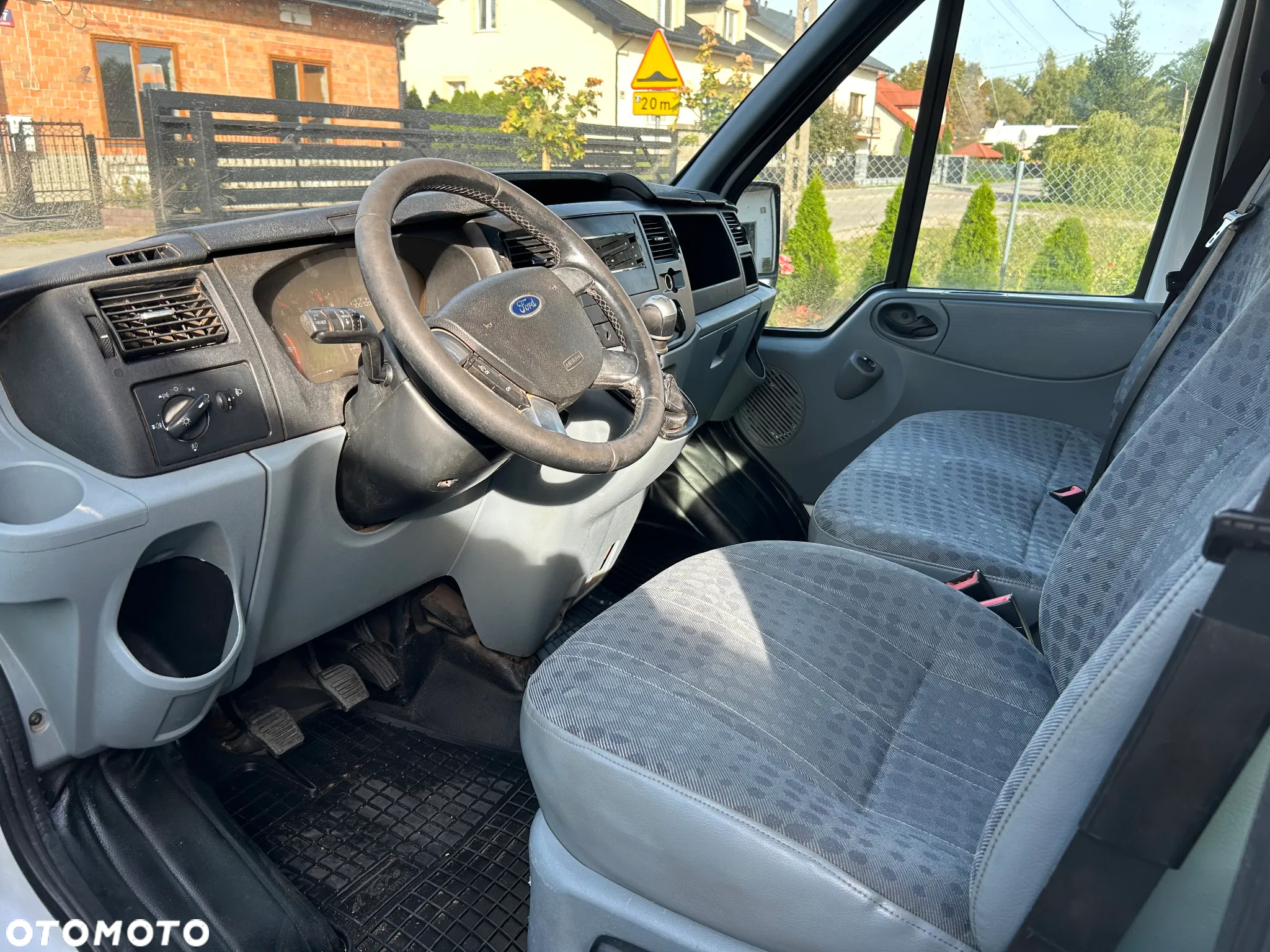Ford Transit - 8