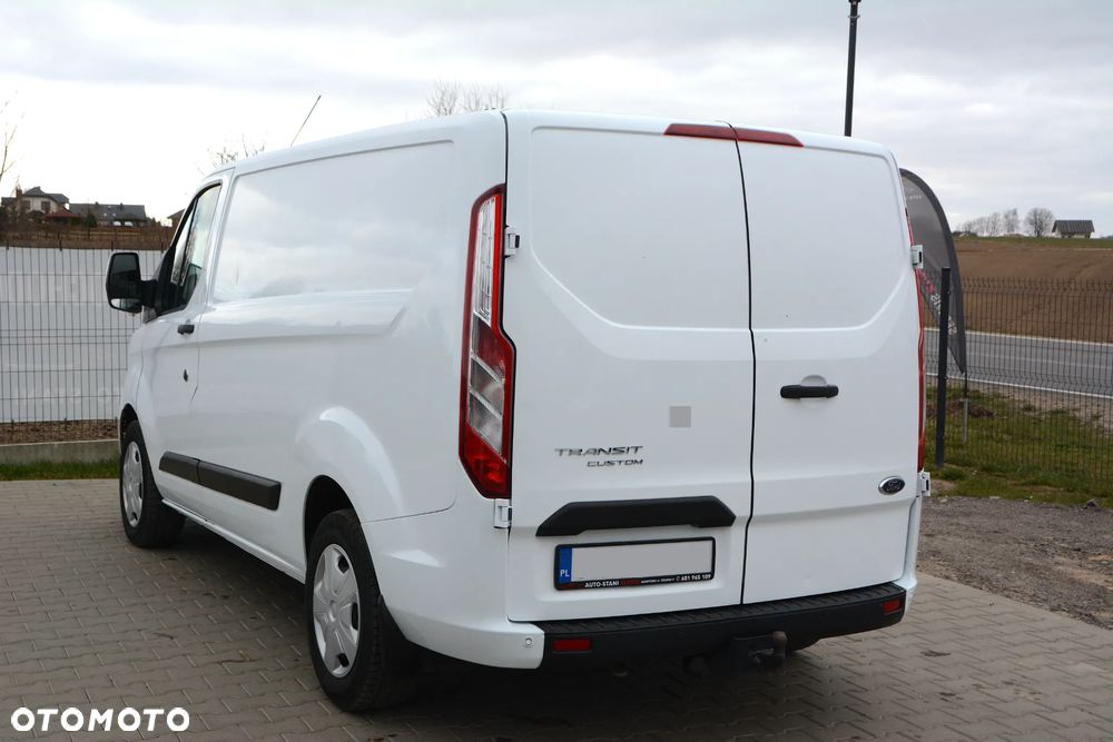 Ford Transit Custom - 11