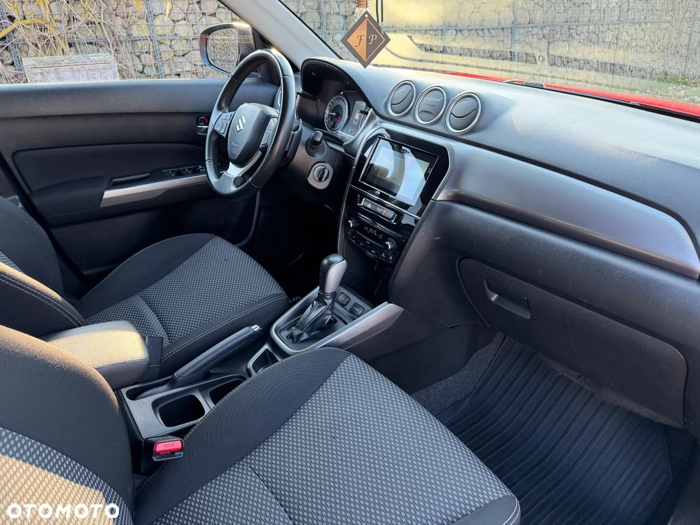 Suzuki Vitara 1.4 Boosterjet Premium 2WD - 23