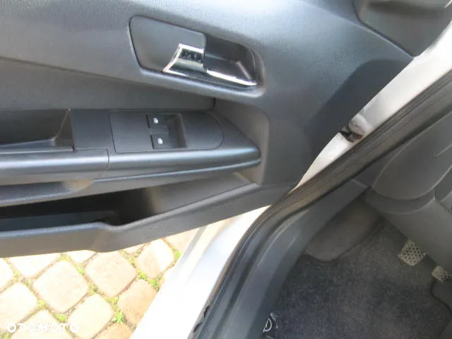 Opel Astra III 1.6 EU5 - 18