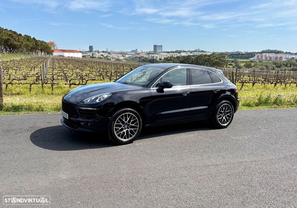 Porsche Macan Standard - 2