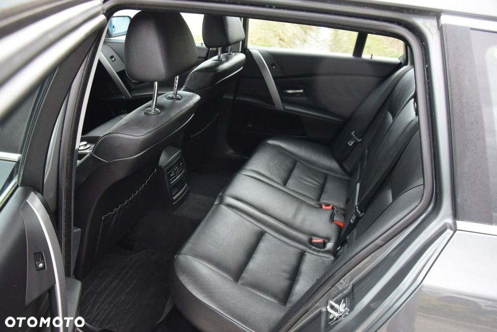 BMW Seria 5 - 21