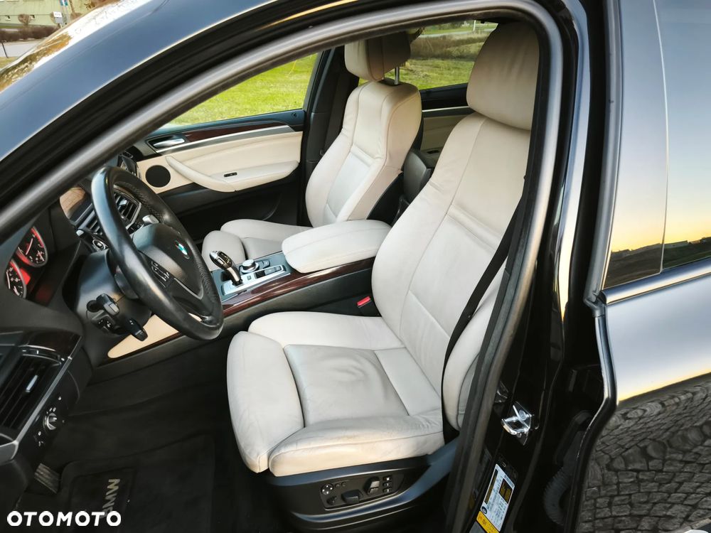 BMW X6 xDrive50i Edition Exclusive - 9