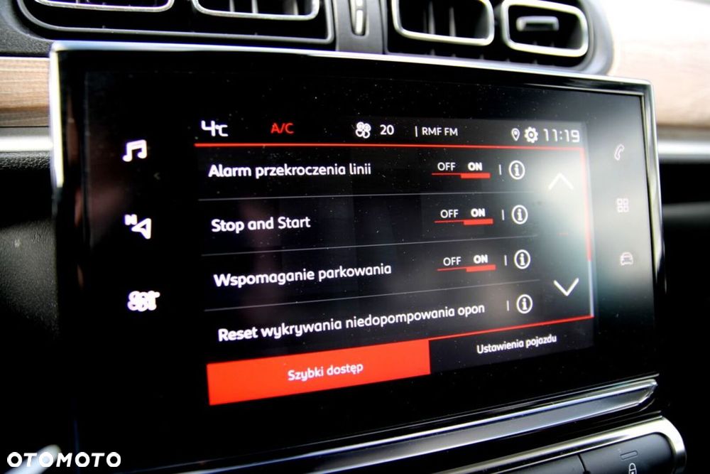 Citroën C3 1.2 PureTech Max EAT6 - 24