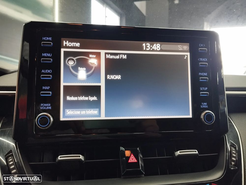 Toyota Corolla 1.8 Hybrid Square Collection - 29