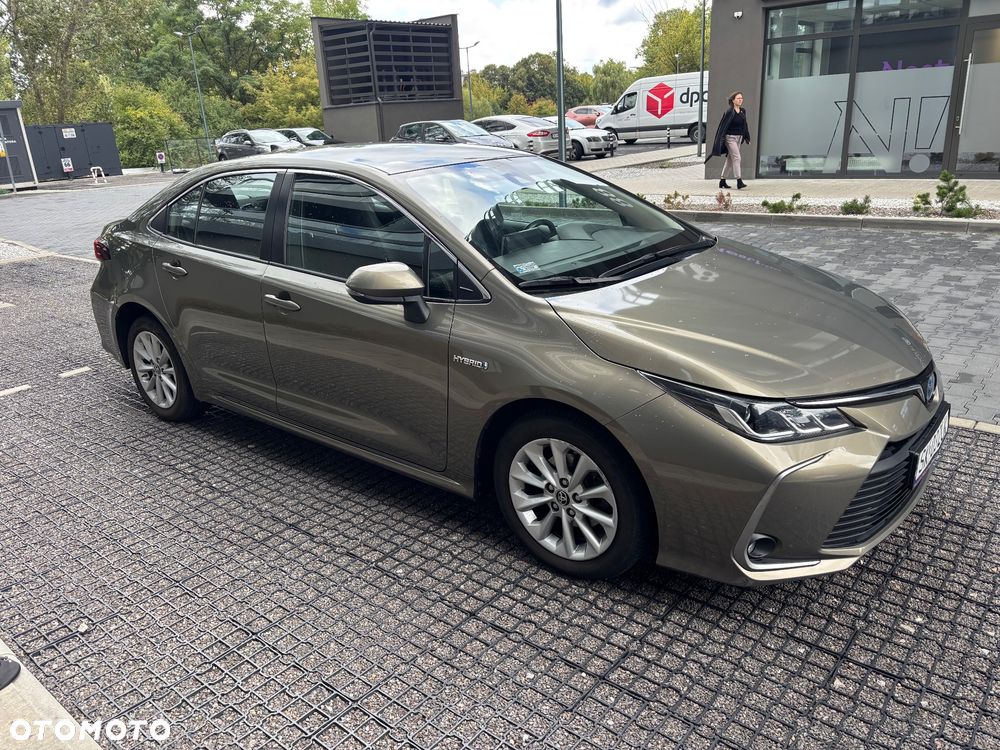 Toyota Corolla 1.8 Hybrid Executive - 17