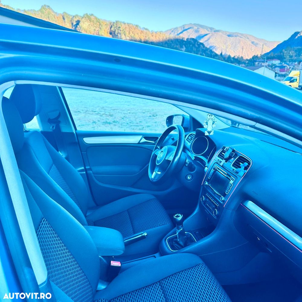 Volkswagen Golf - 12