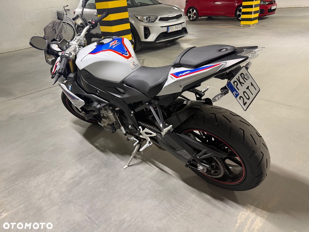 BMW S - 3